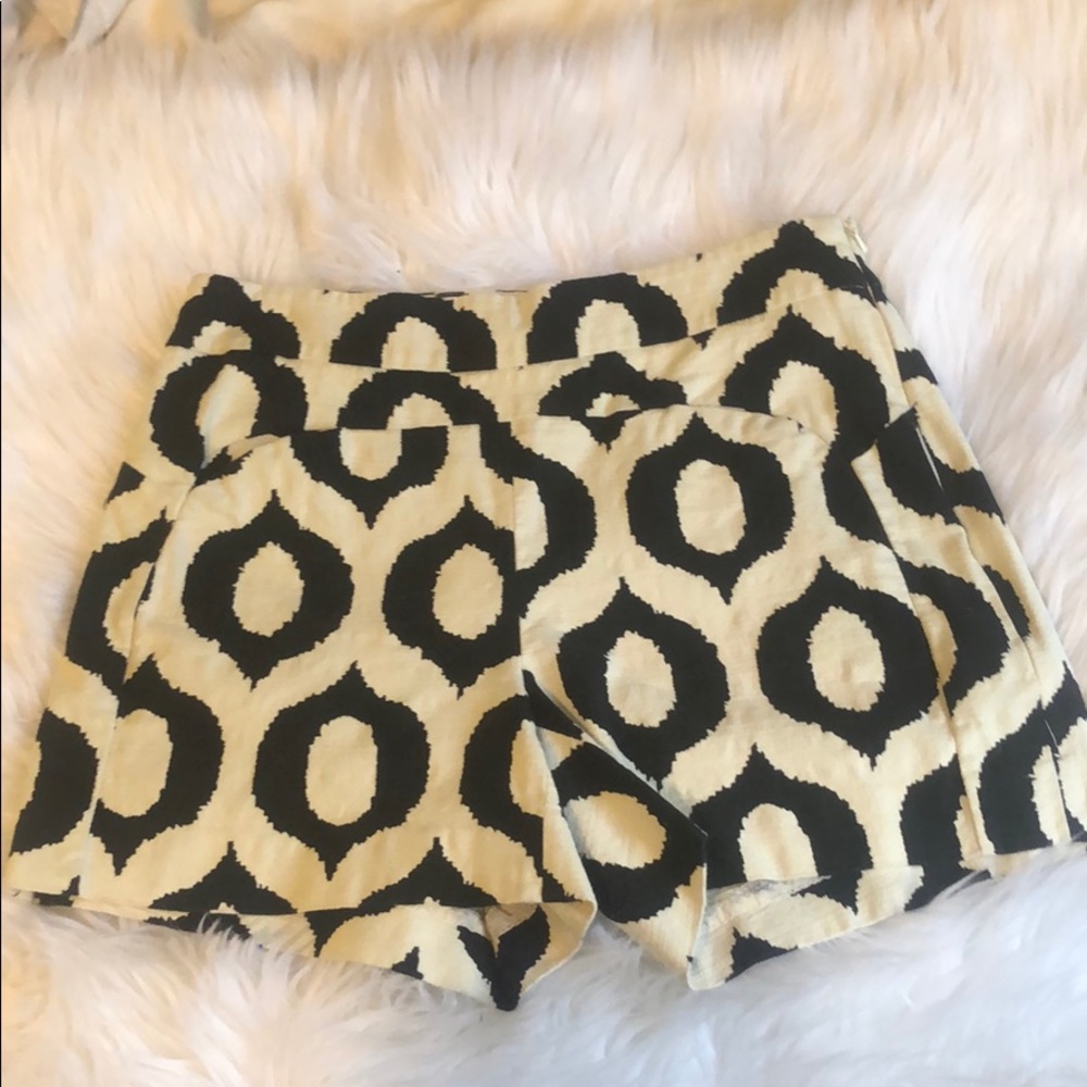 Anthropologie patterned high waisted shorts